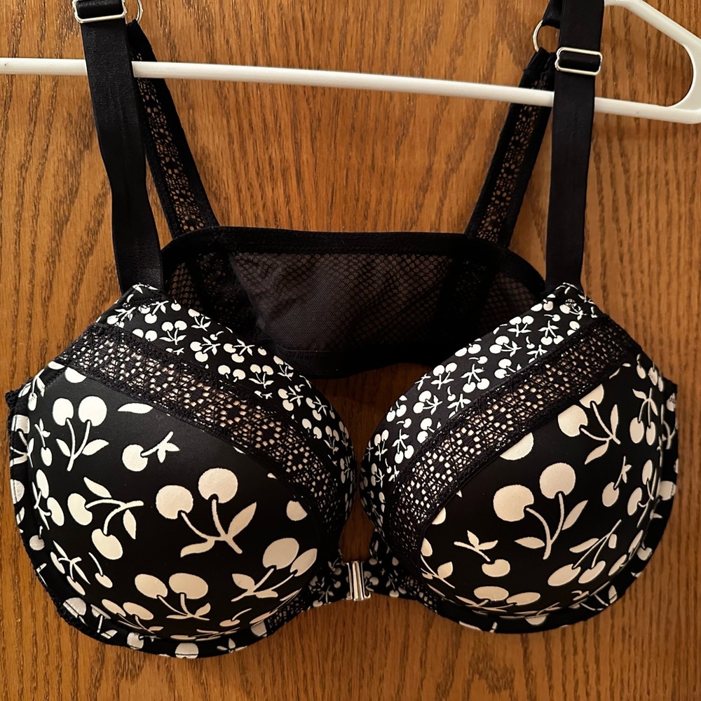 Victoria Secret Bra